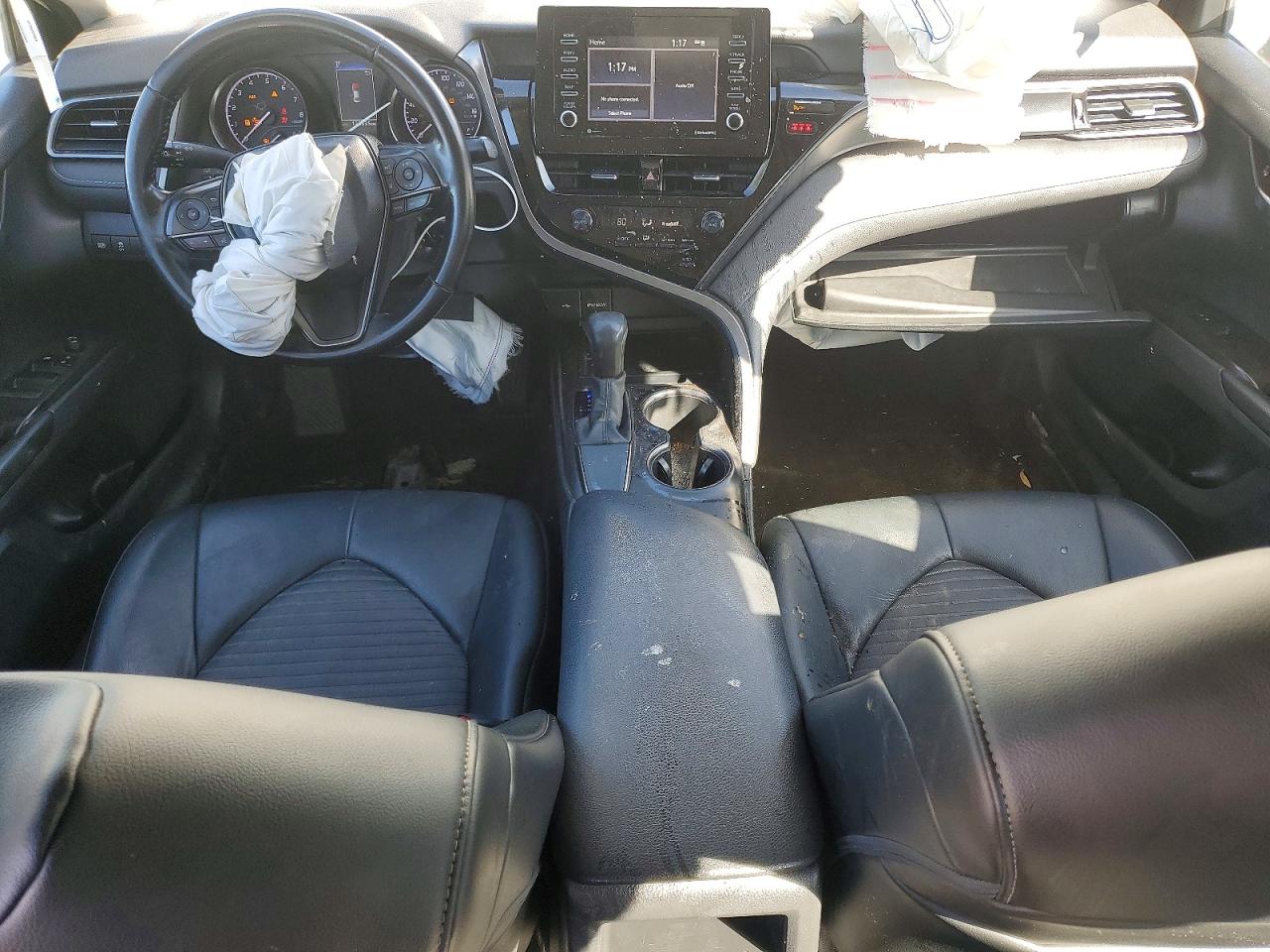 2021 TOYOTA CAMRY SE photo 15