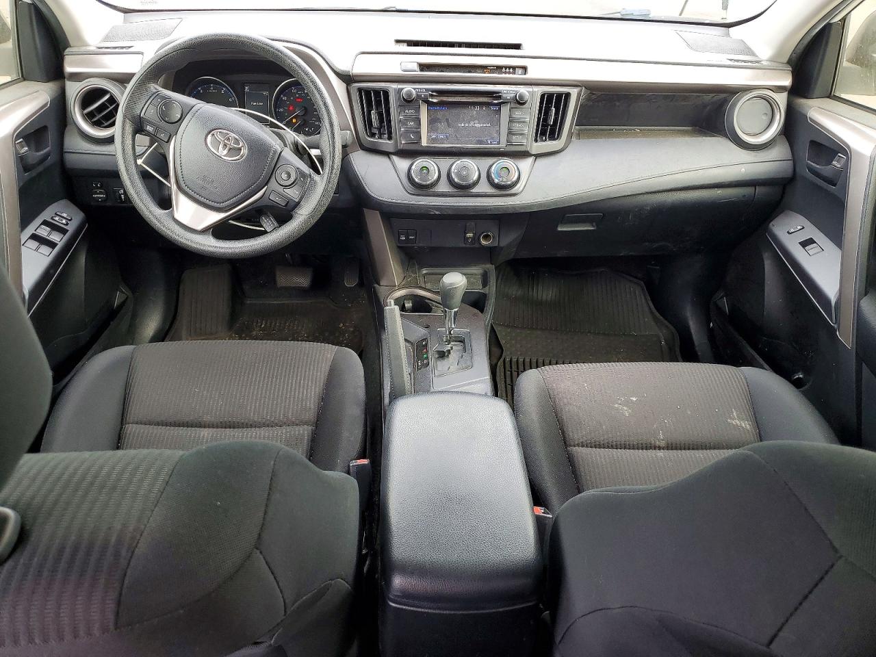 2018 TOYOTA RAV4 LE photo 15