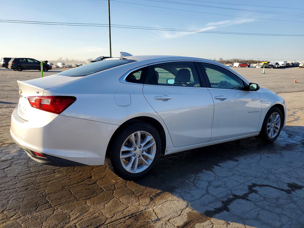 2016 CHEVROLET MALIBU LT photo 5