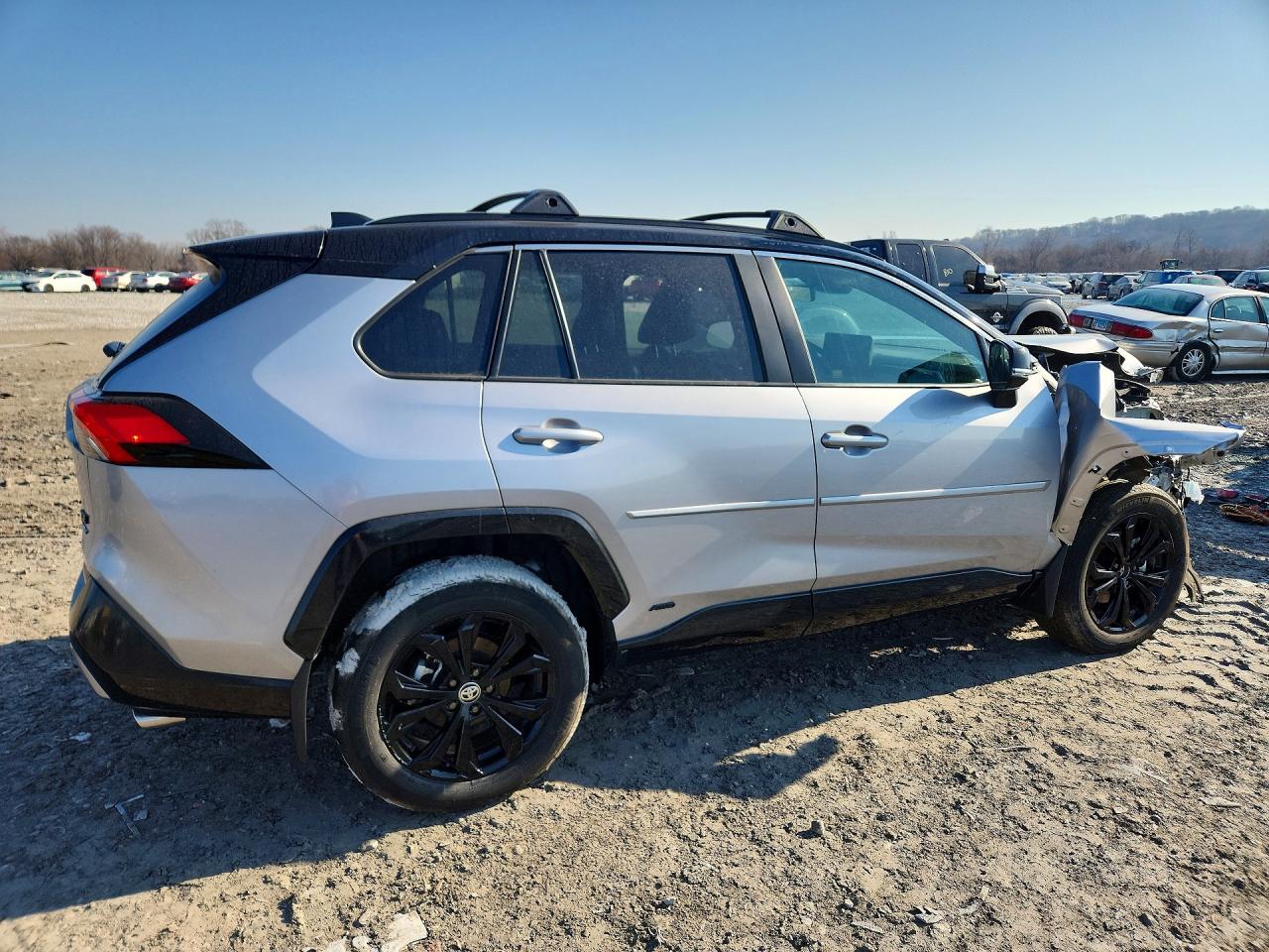 2025 TOYOTA RAV4 XSE photo 5