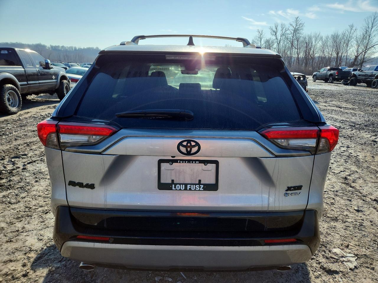 2025 TOYOTA RAV4 XSE photo 11