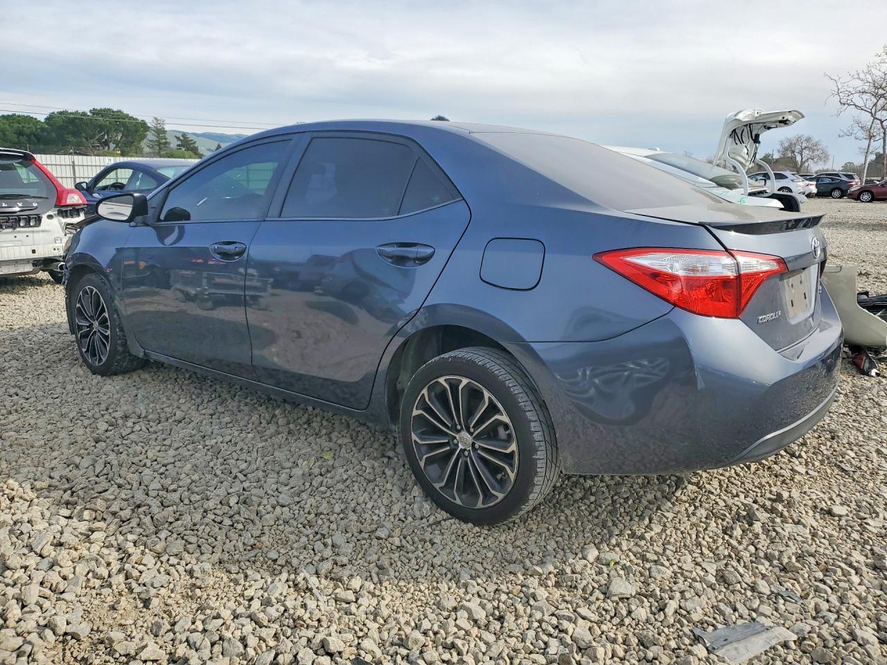 2015 TOYOTA COROLLA S PLUS photo 2