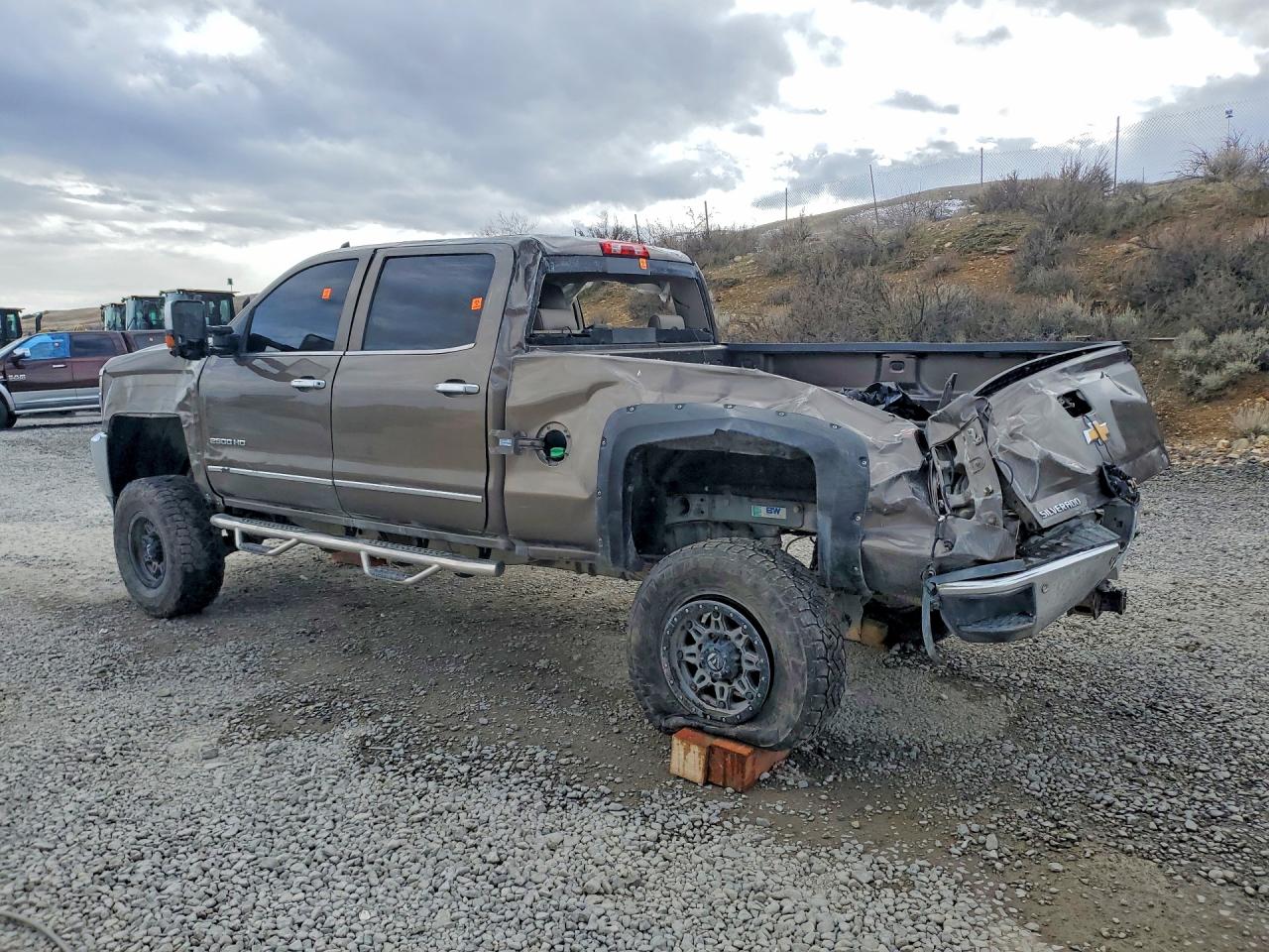 2015 CHEVROLET SILVERADO K2500 HEAVY DUTY LTZ photo 3