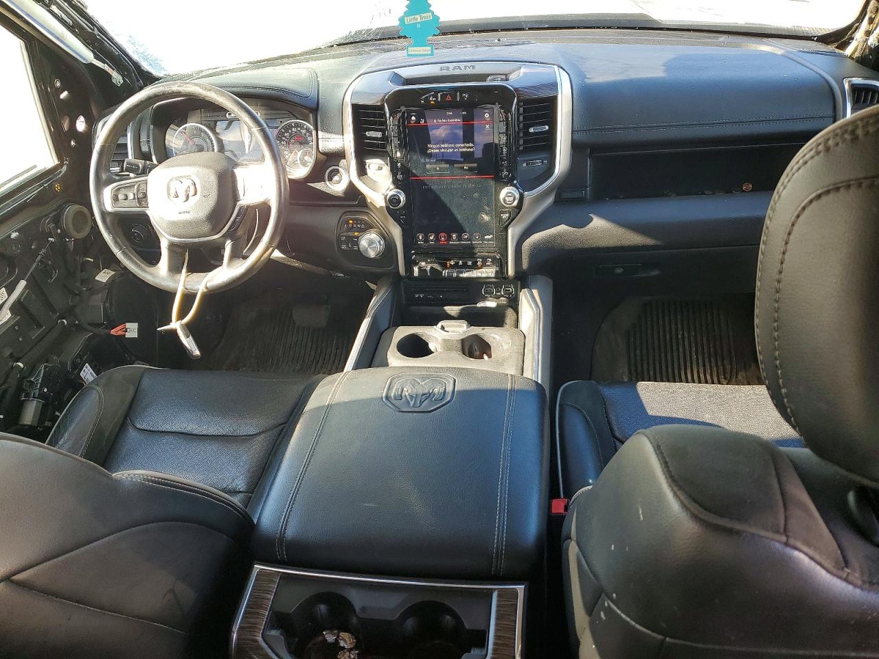 2019 RAM 1500 LARAMIE photo 8