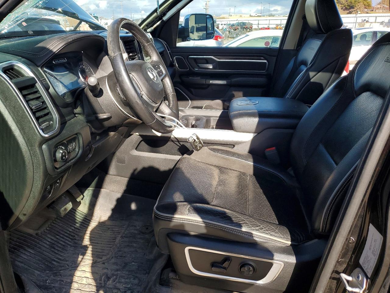 2019 RAM 1500 LARAMIE photo 7