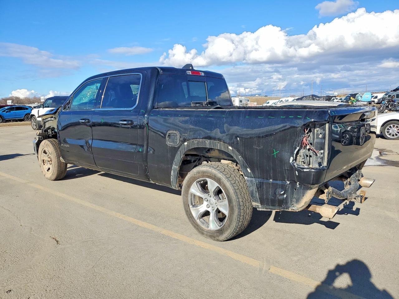 2019 RAM 1500 LARAMIE photo 2