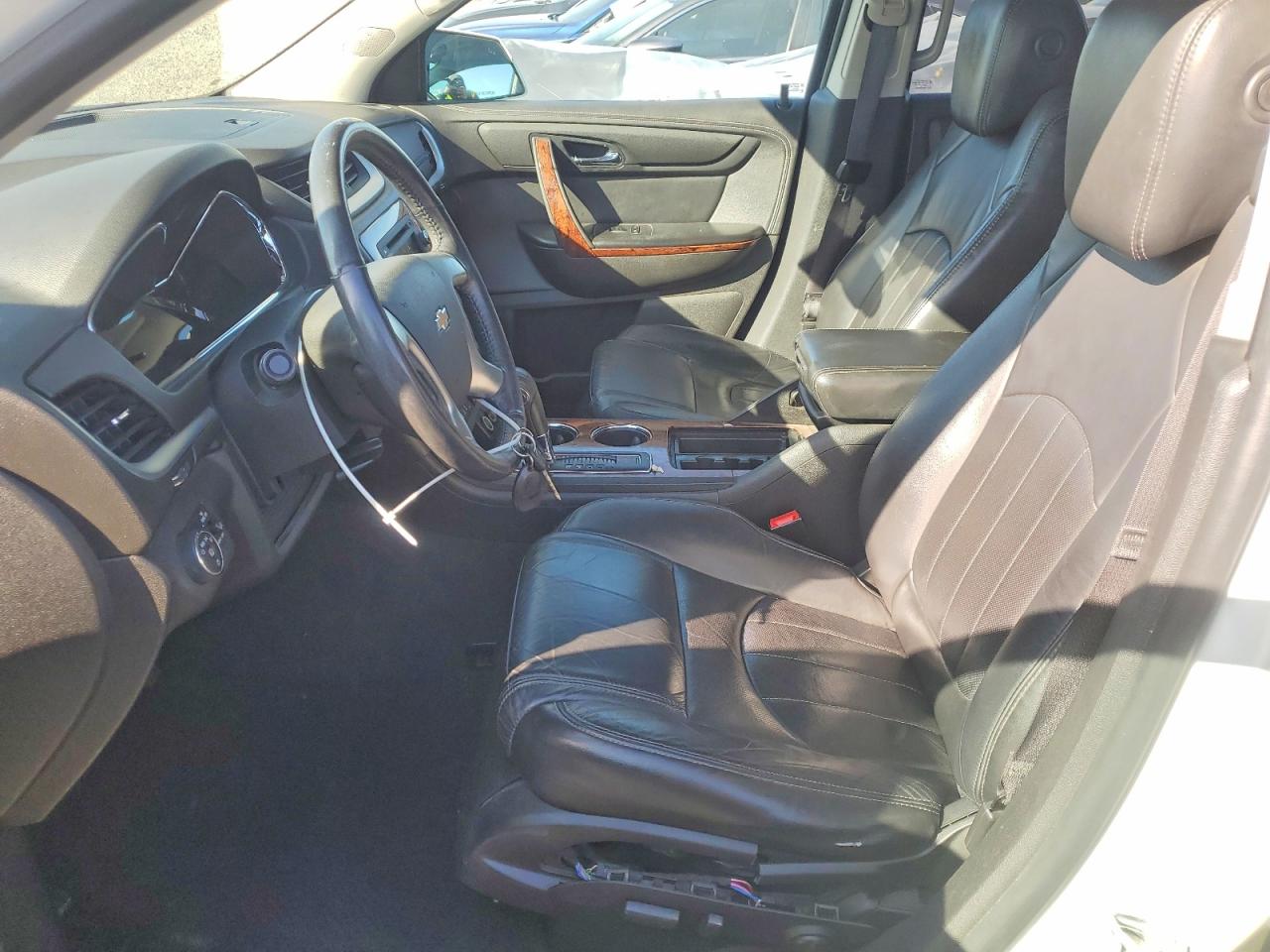 2014 CHEVROLET TRAVERSE LTZ photo 13