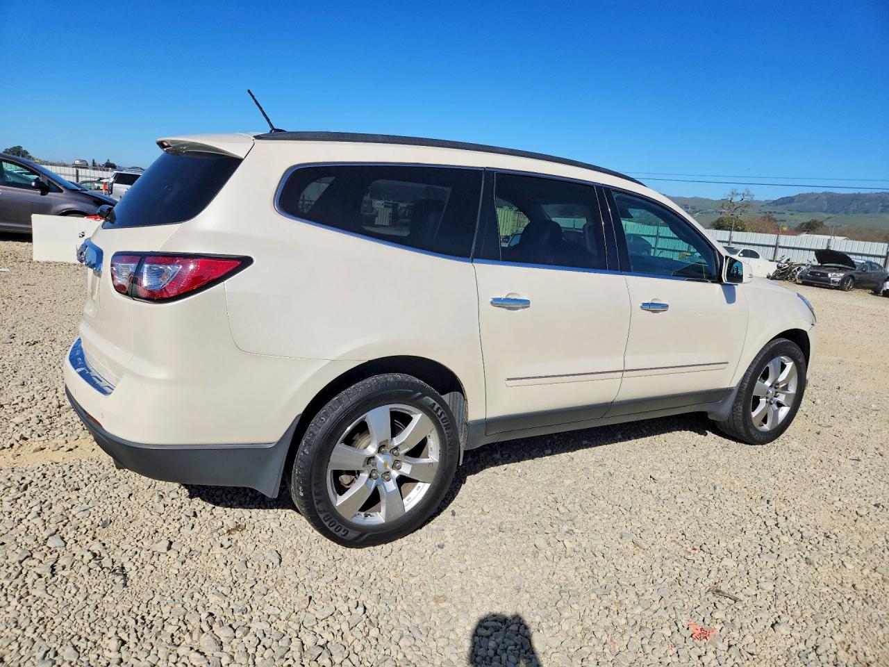 2014 CHEVROLET TRAVERSE LTZ photo 5