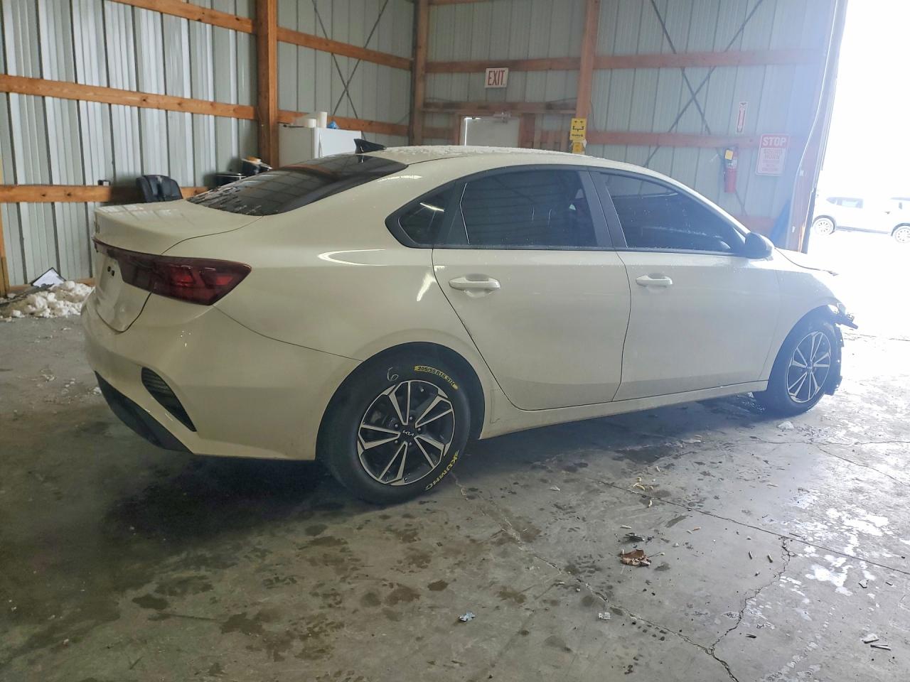 2024 KIA FORTE LX photo 3