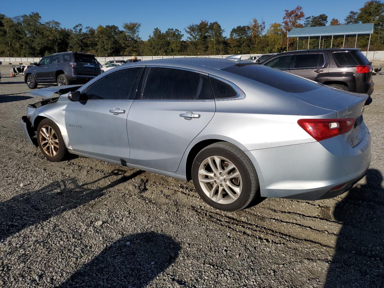 2017 CHEVROLET MALIBU LT photo 2