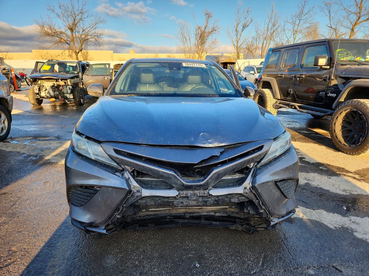 2019 TOYOTA CAMRY L photo 9