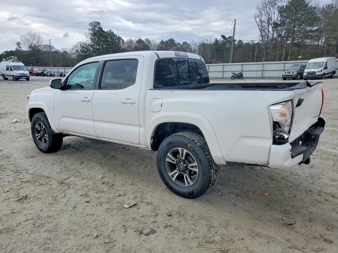 2019 TOYOTA TACOMA DOUBLE CAB photo 4