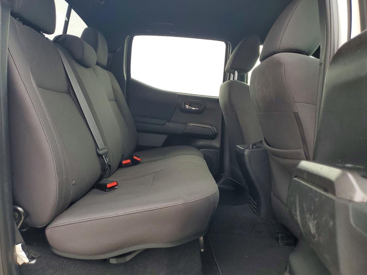 2019 TOYOTA TACOMA DOUBLE CAB photo 28