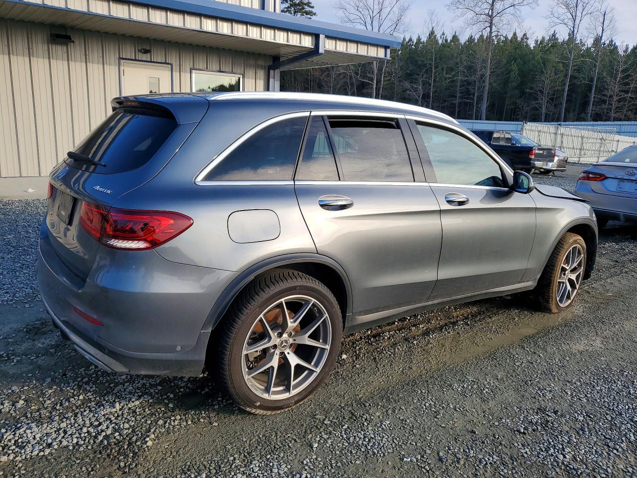 2020 MERCEDES-BENZ GLC 300 4MATIC photo 3