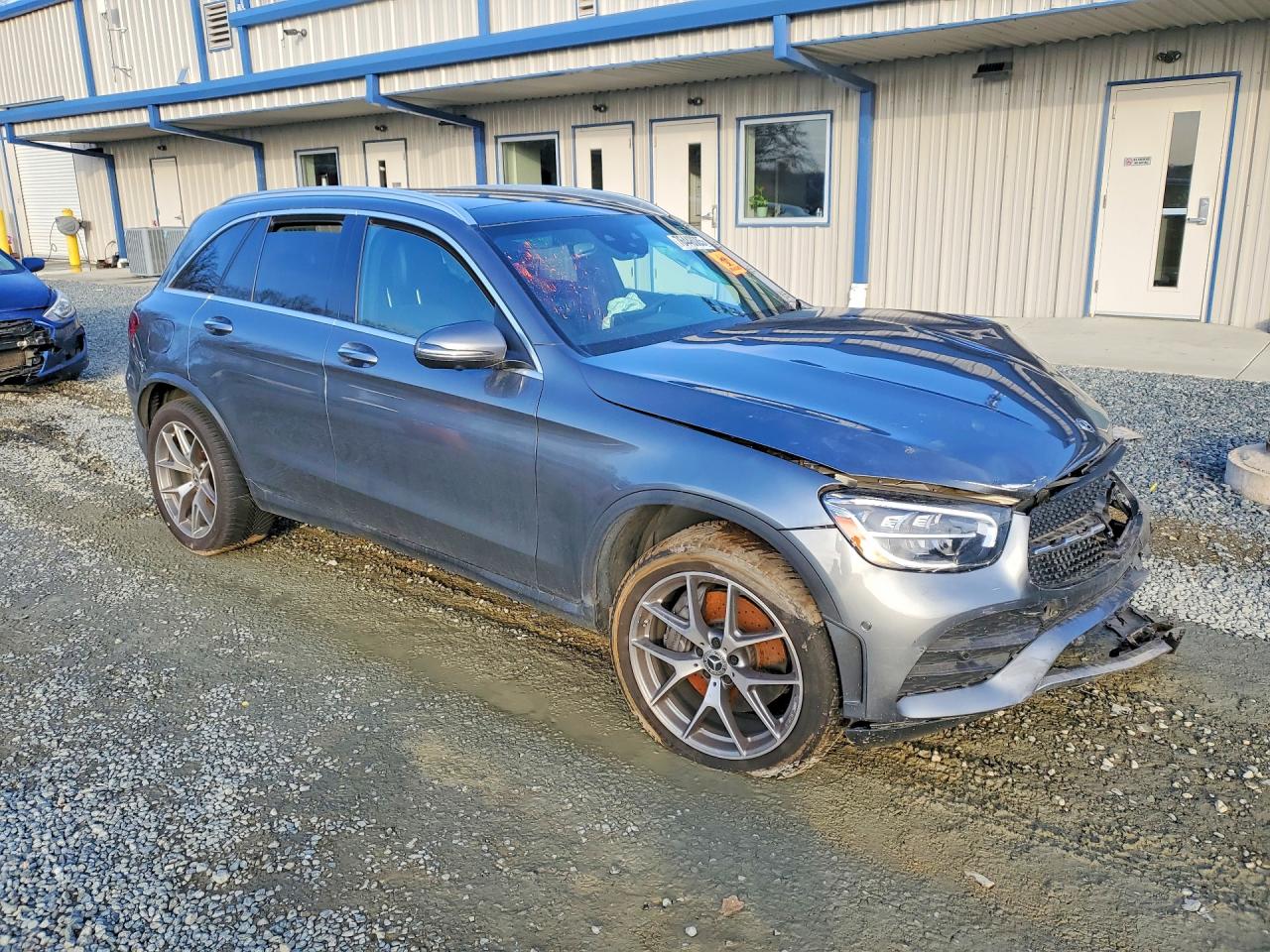 2020 MERCEDES-BENZ GLC 300 4MATIC photo 4
