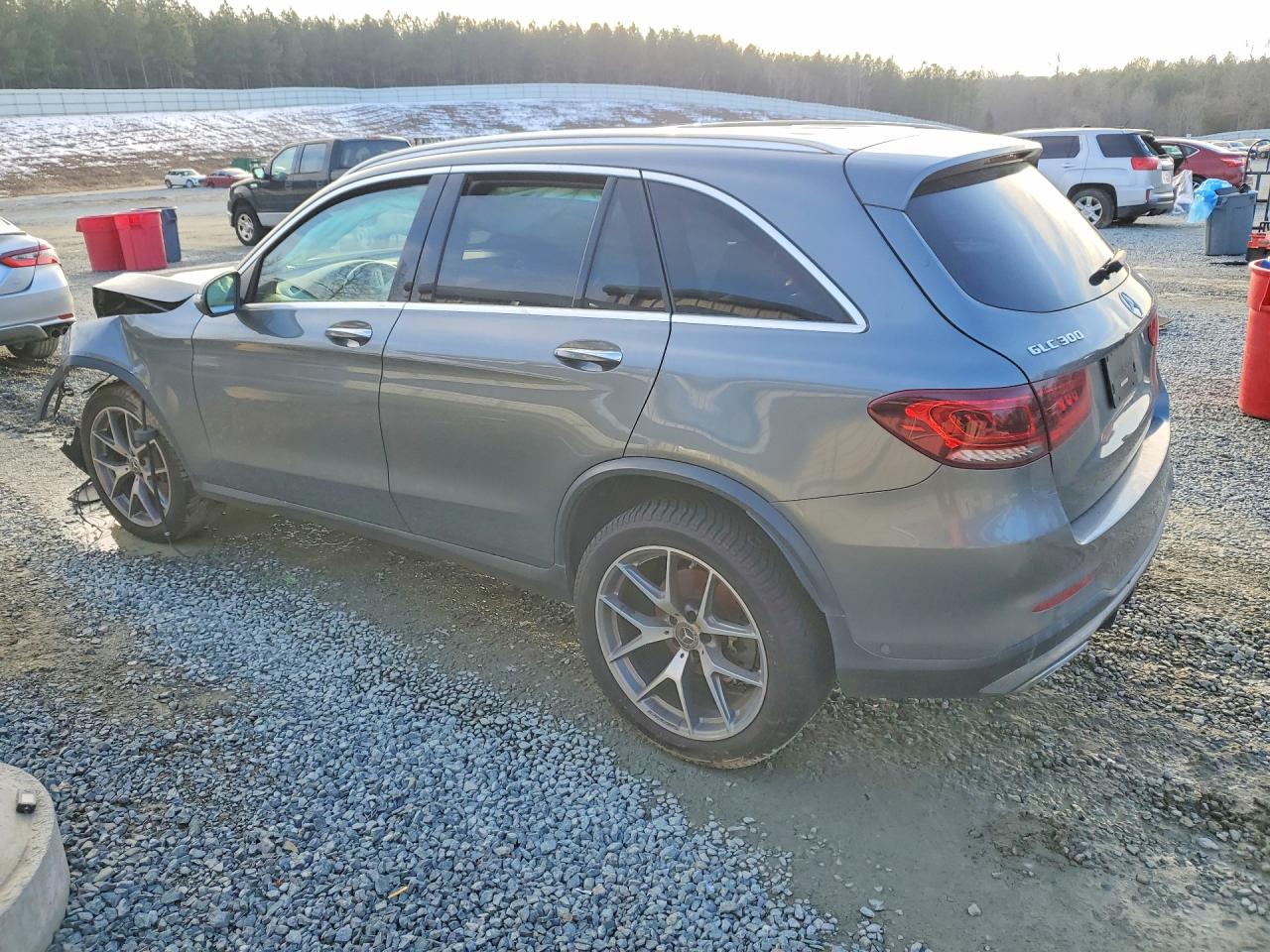2020 MERCEDES-BENZ GLC 300 4MATIC photo 2
