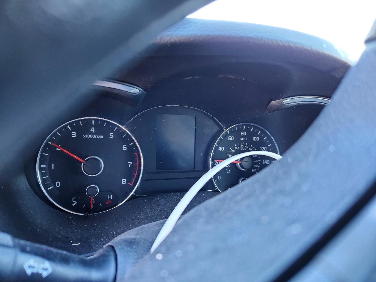 2018 KIA FORTE LX photo 17