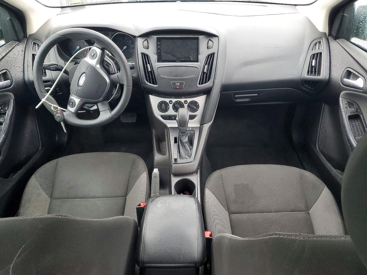 2013 FORD FOCUS SE photo 15