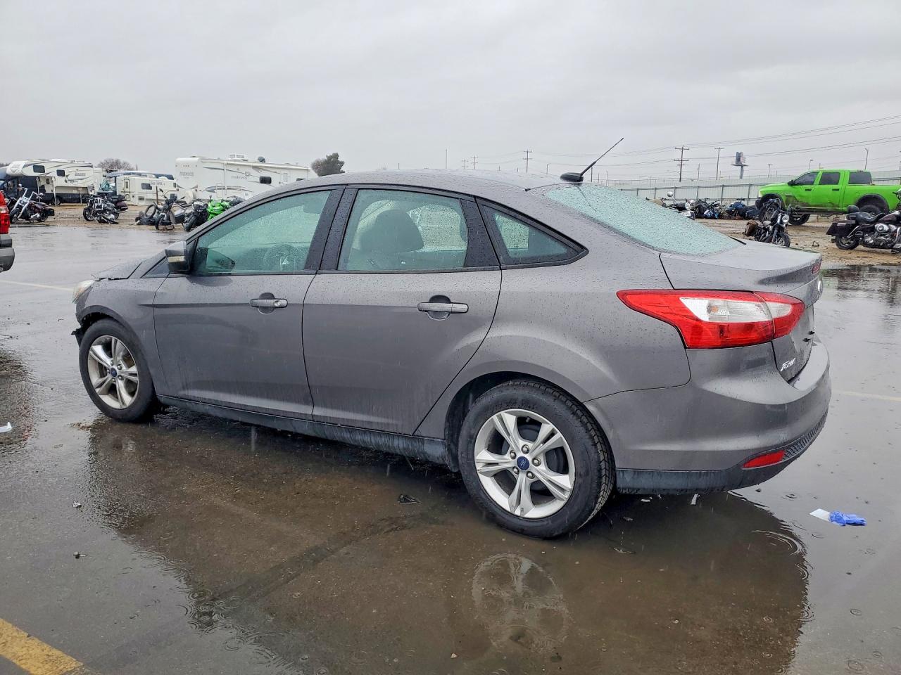 2013 FORD FOCUS SE photo 3