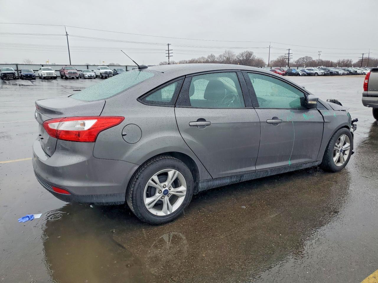 2013 FORD FOCUS SE photo 5