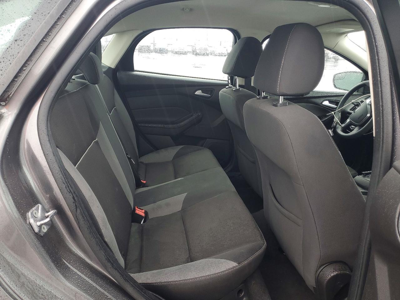 2013 FORD FOCUS SE photo 19