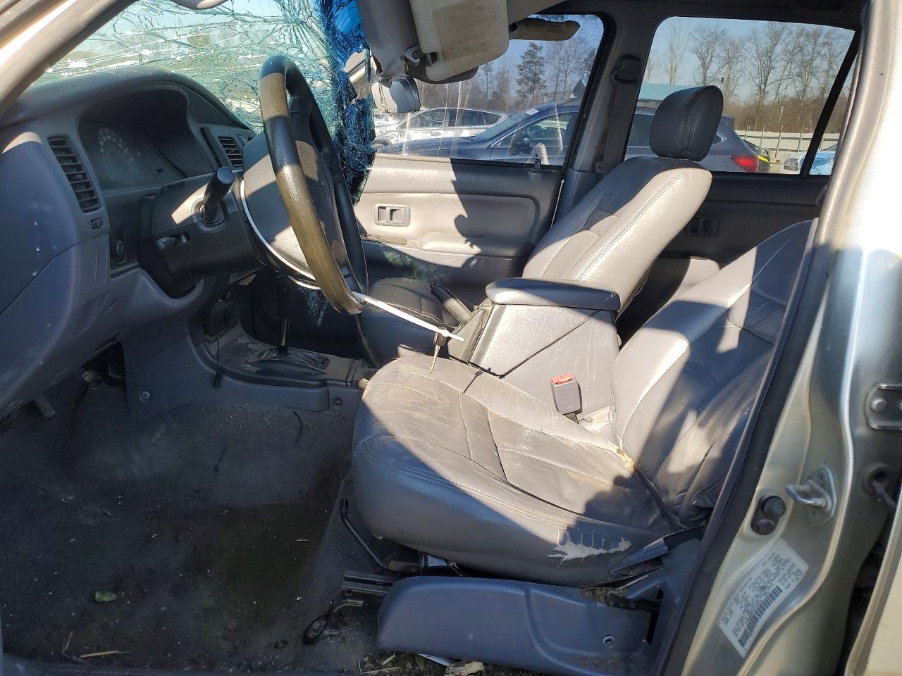 1999 TOYOTA 4RUNNER SR5 photo 19