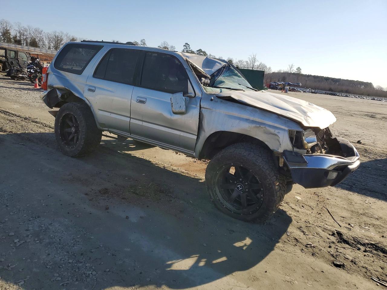 1999 TOYOTA 4RUNNER SR5 photo 10