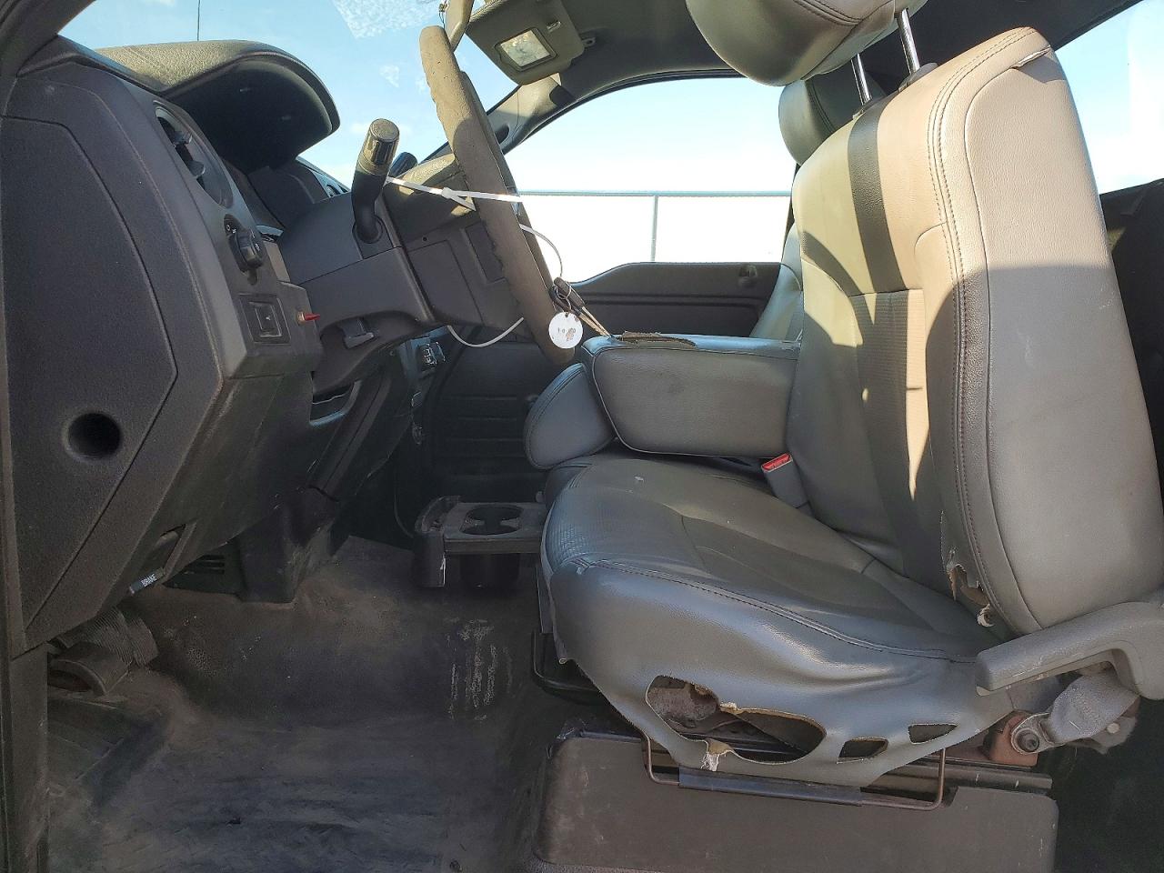 2014 FORD F150 photo 13