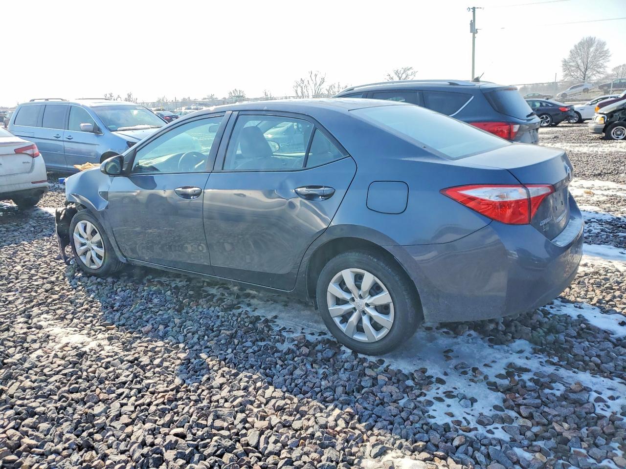 2015 TOYOTA COROLLA L photo 2