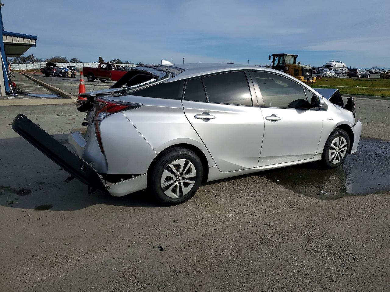 2016 TOYOTA PRIUS photo 3