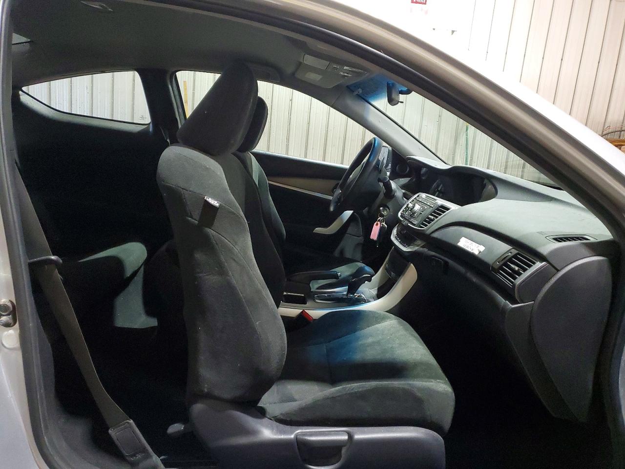2013 HONDA ACCORD LX-S photo 10