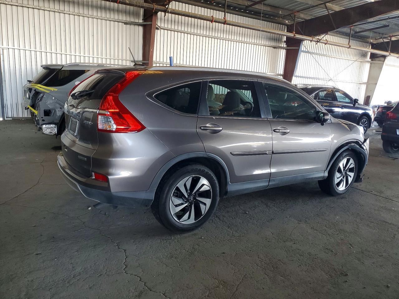 2016 HONDA CR-V TOURING photo 5
