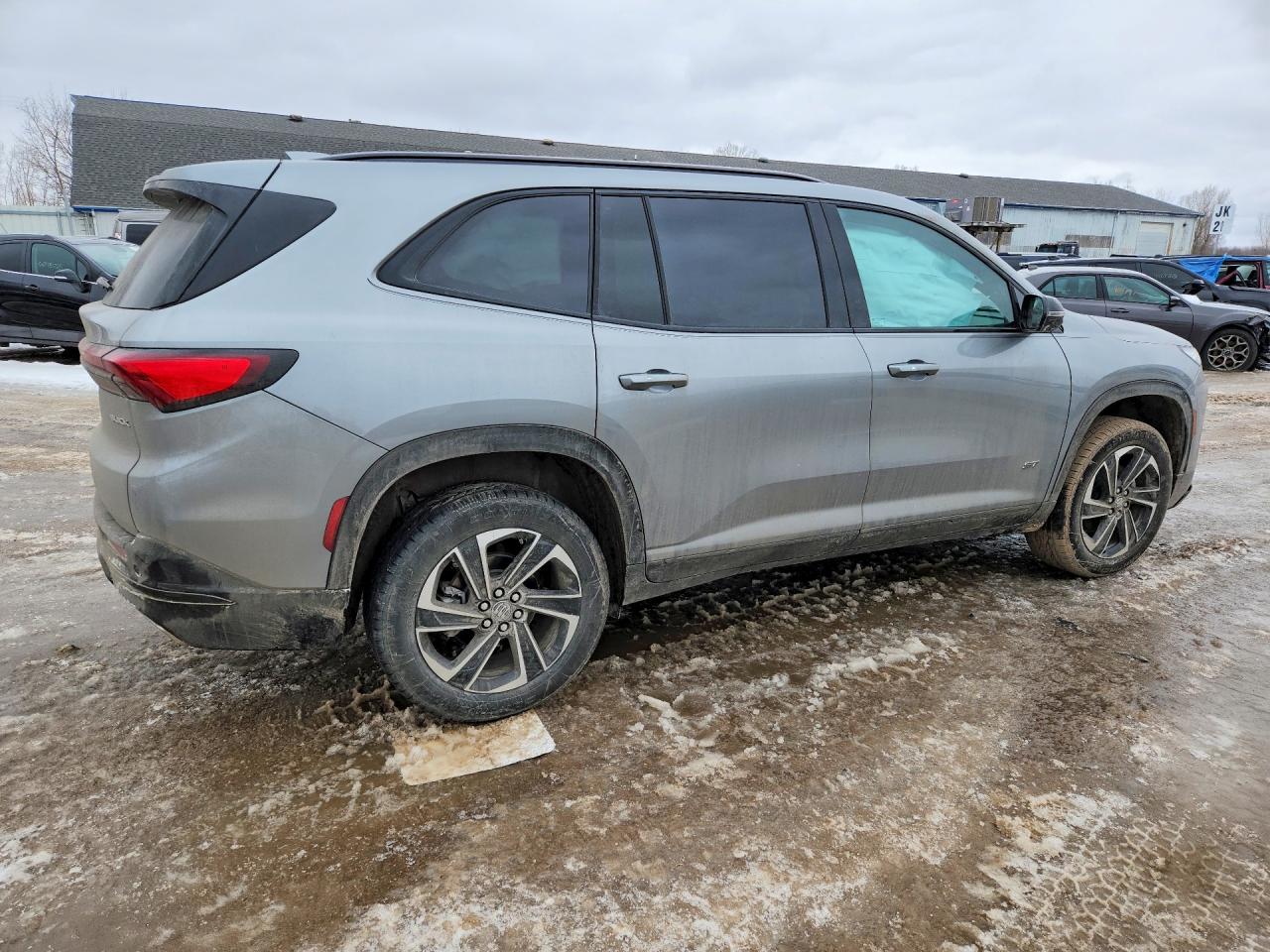 2025 BUICK ENCLAVE SPORT TOURING photo 7