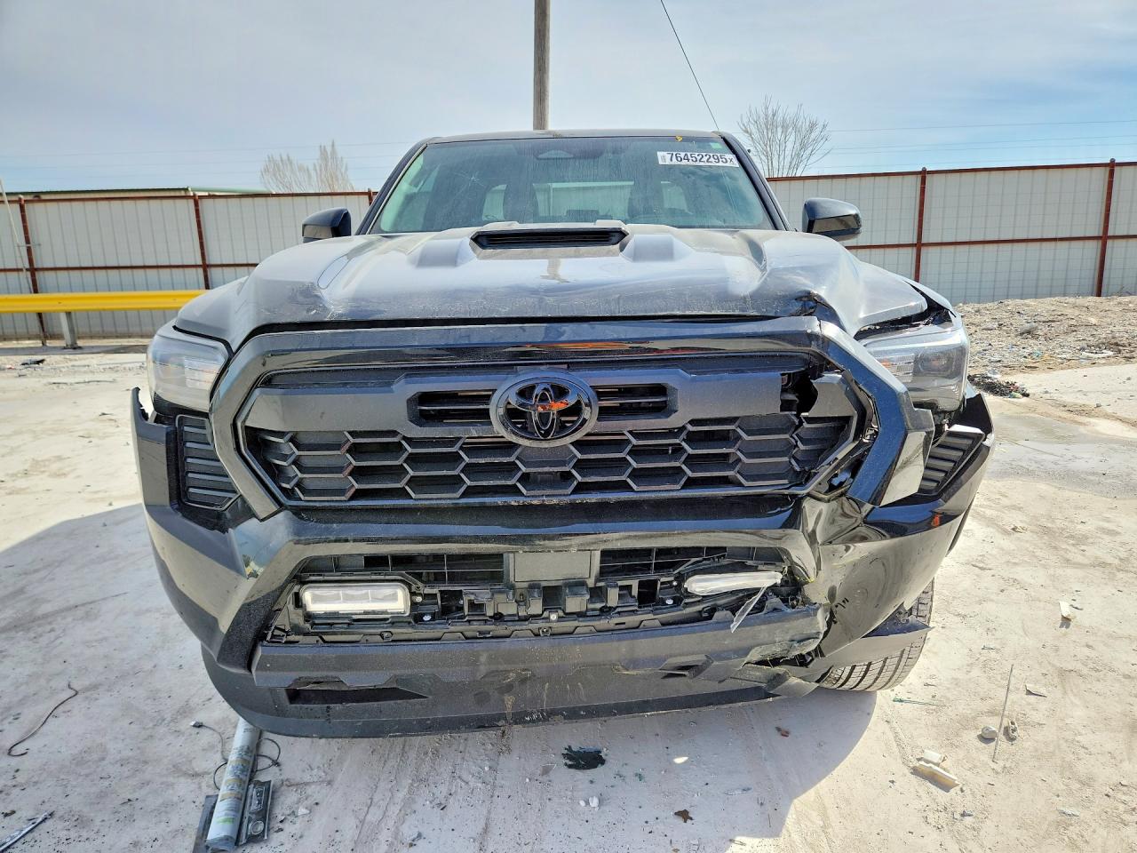 2025 TOYOTA TACOMA DOUBLE CAB photo 9