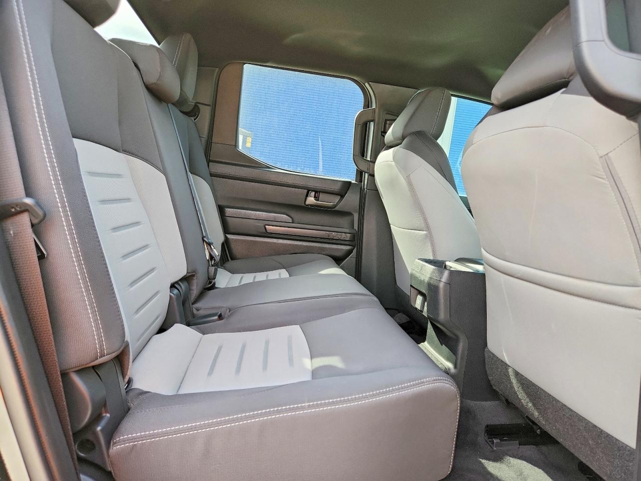 2025 TOYOTA TACOMA DOUBLE CAB photo 19