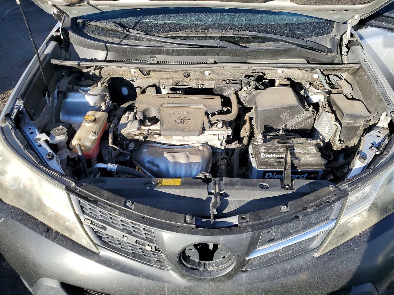 2013 TOYOTA RAV4 LE photo 11