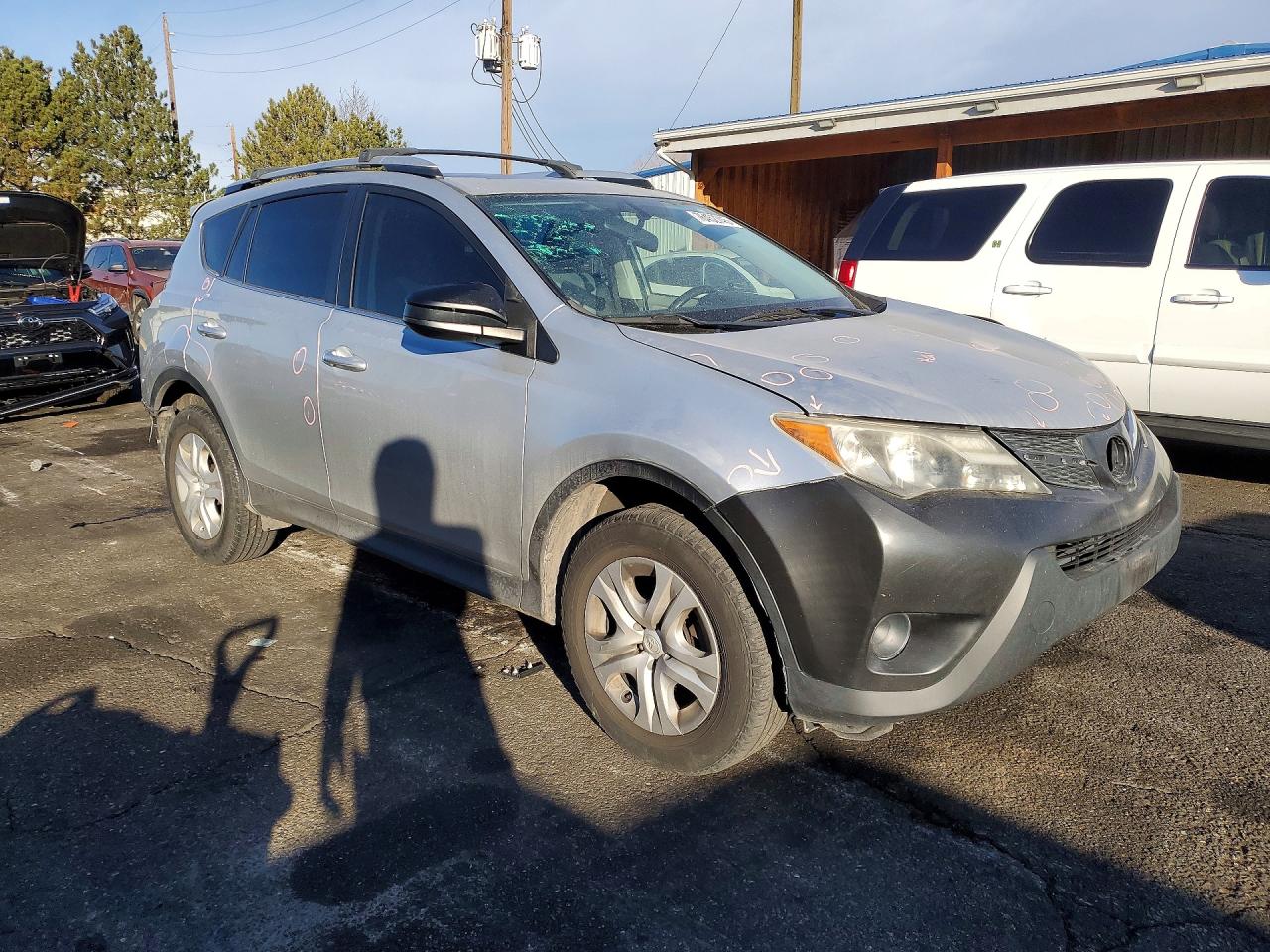 2013 TOYOTA RAV4 LE photo 4