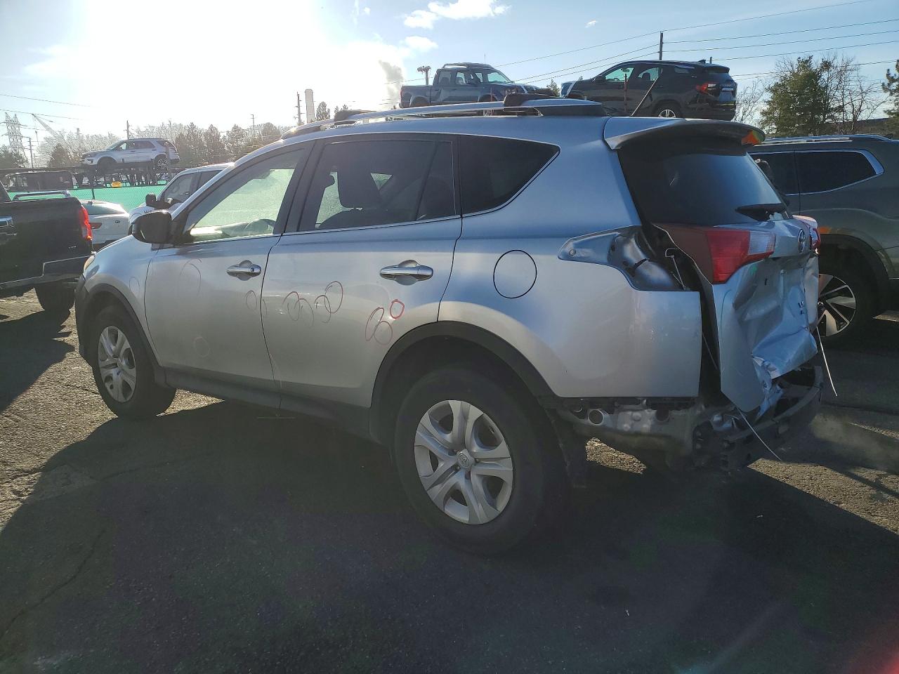 2013 TOYOTA RAV4 LE photo 2