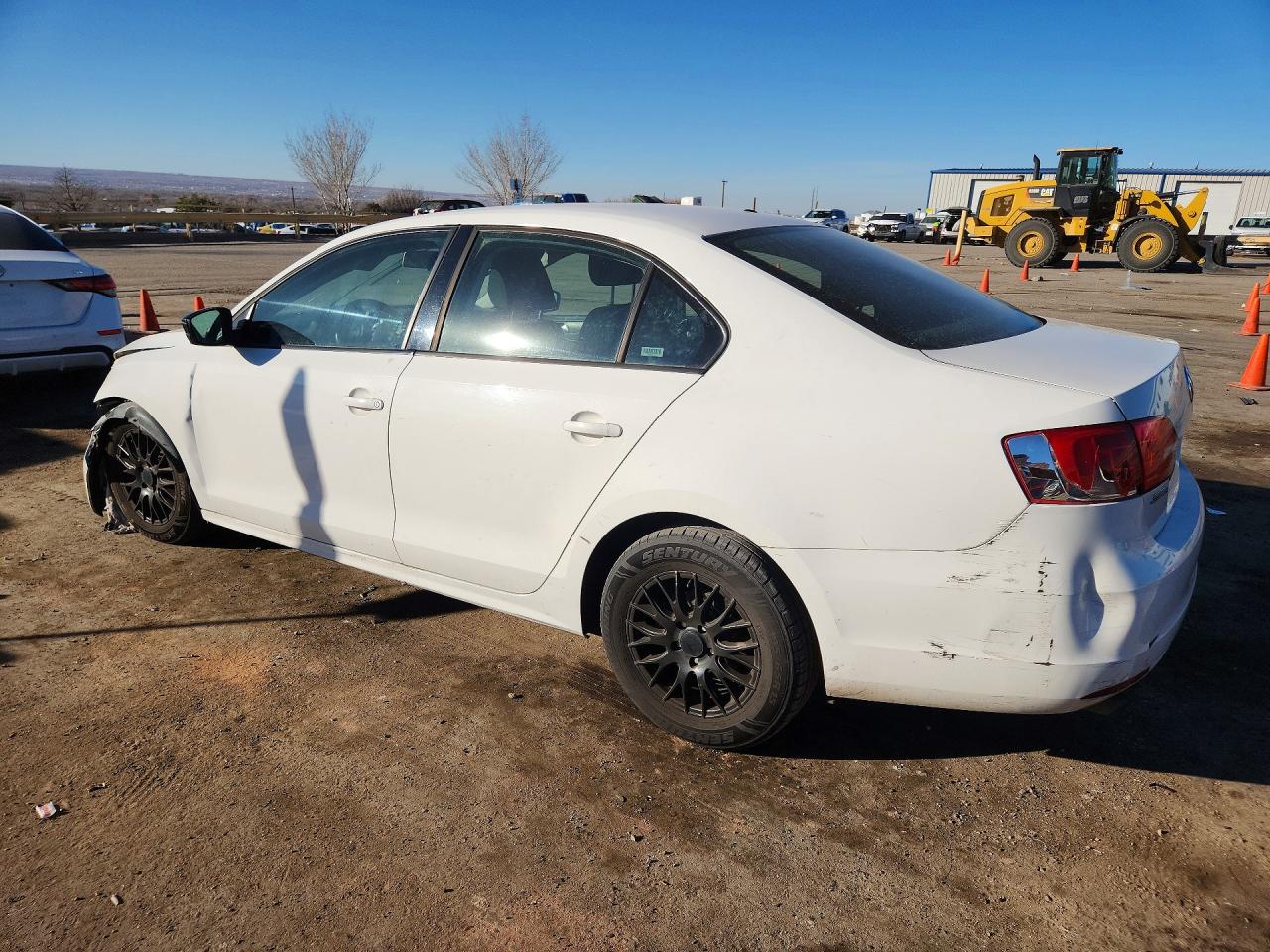 2012 VOLKSWAGEN JETTA BASE photo 2