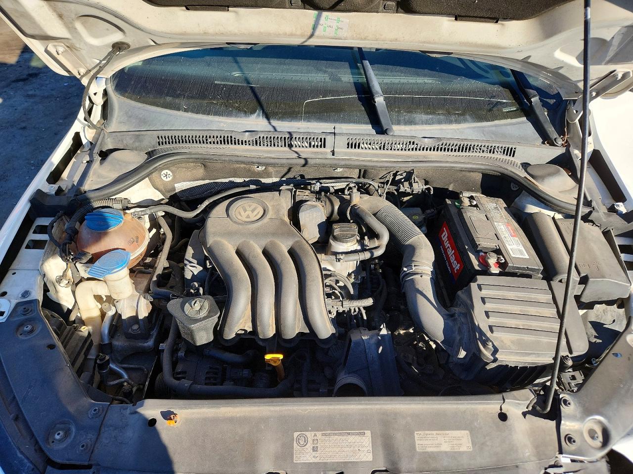 2012 VOLKSWAGEN JETTA BASE photo 11