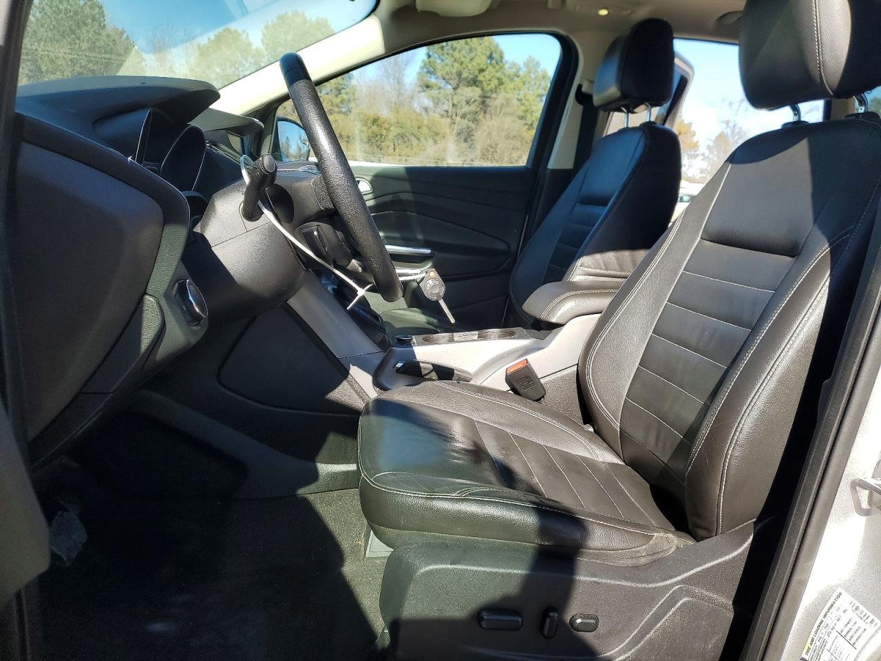 2014 FORD ESCAPE SE photo 19