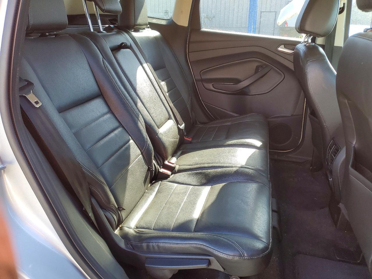 2014 FORD ESCAPE SE photo 31