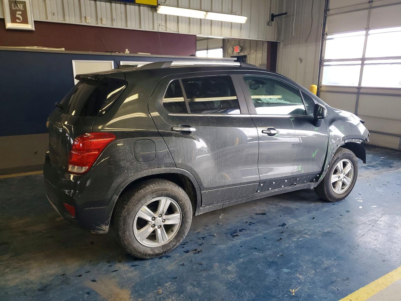 2018 CHEVROLET TRAX 1LT photo 5