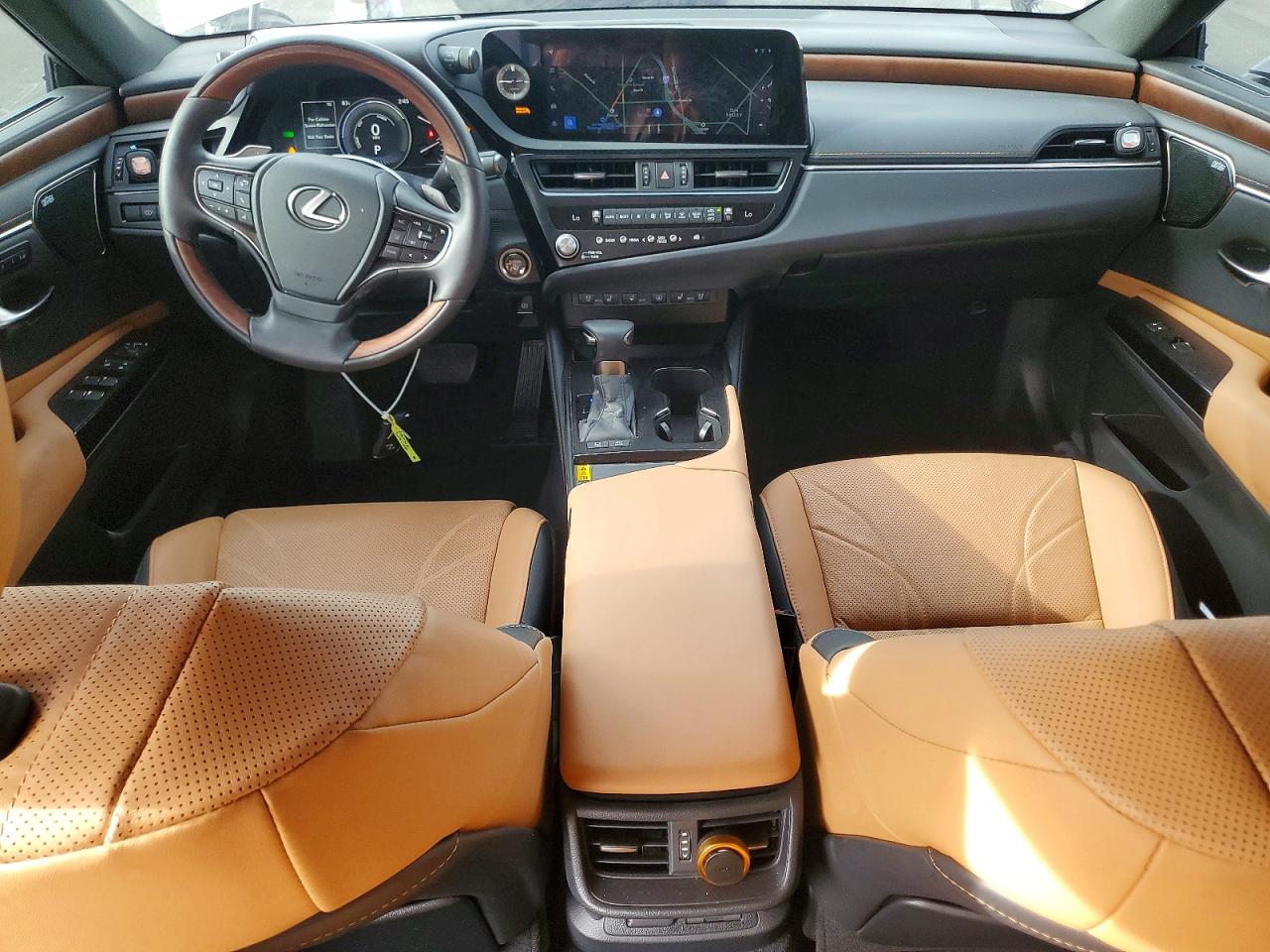 2025 LEXUS ES 300H BASE photo 8