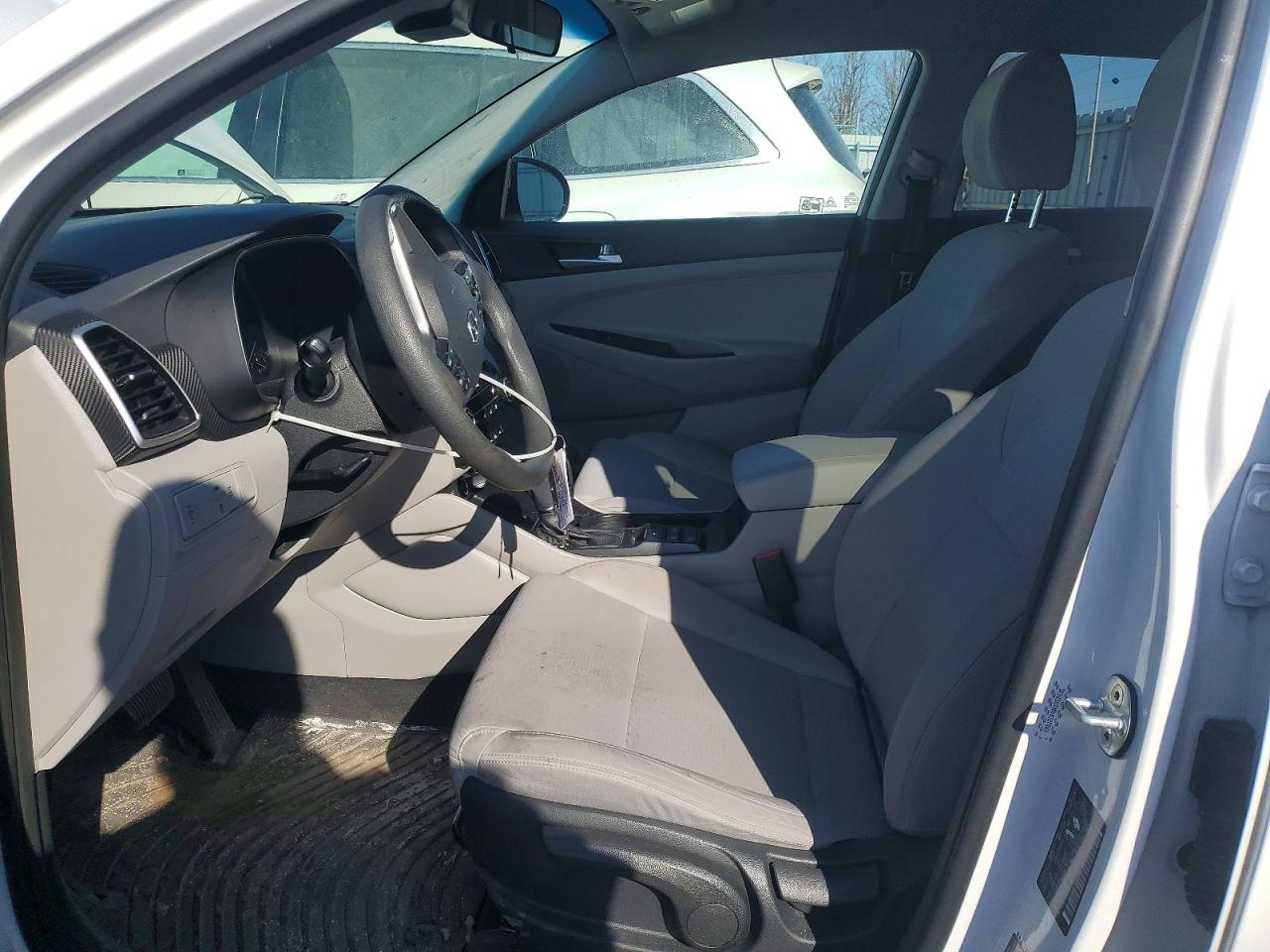 2019 HYUNDAI TUCSON SE photo 19
