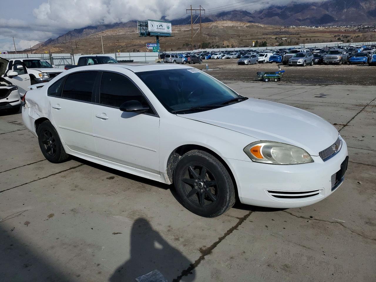 2012 CHEVROLET IMPALA LT photo 4