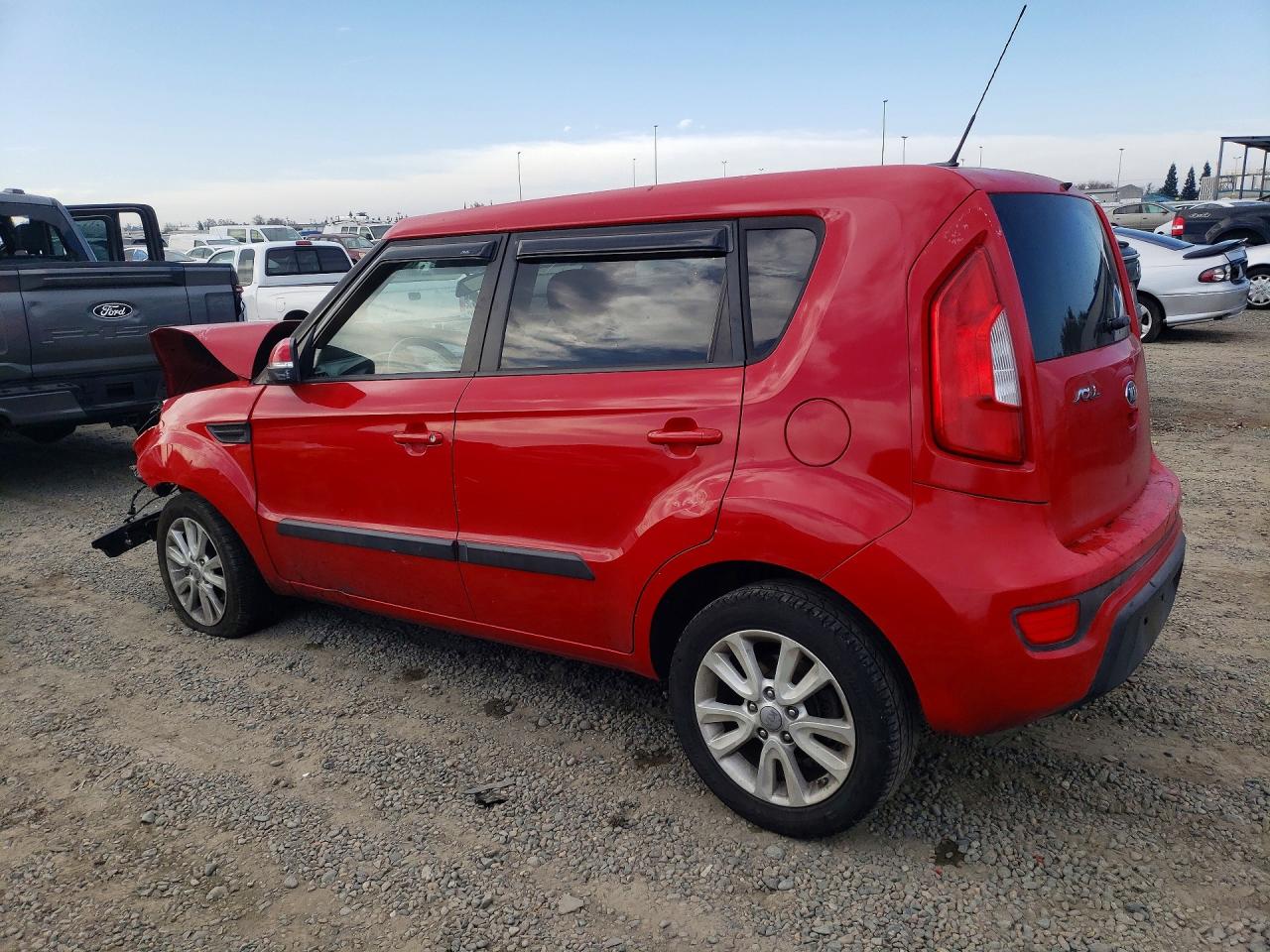2013 KIA SOUL + photo 3