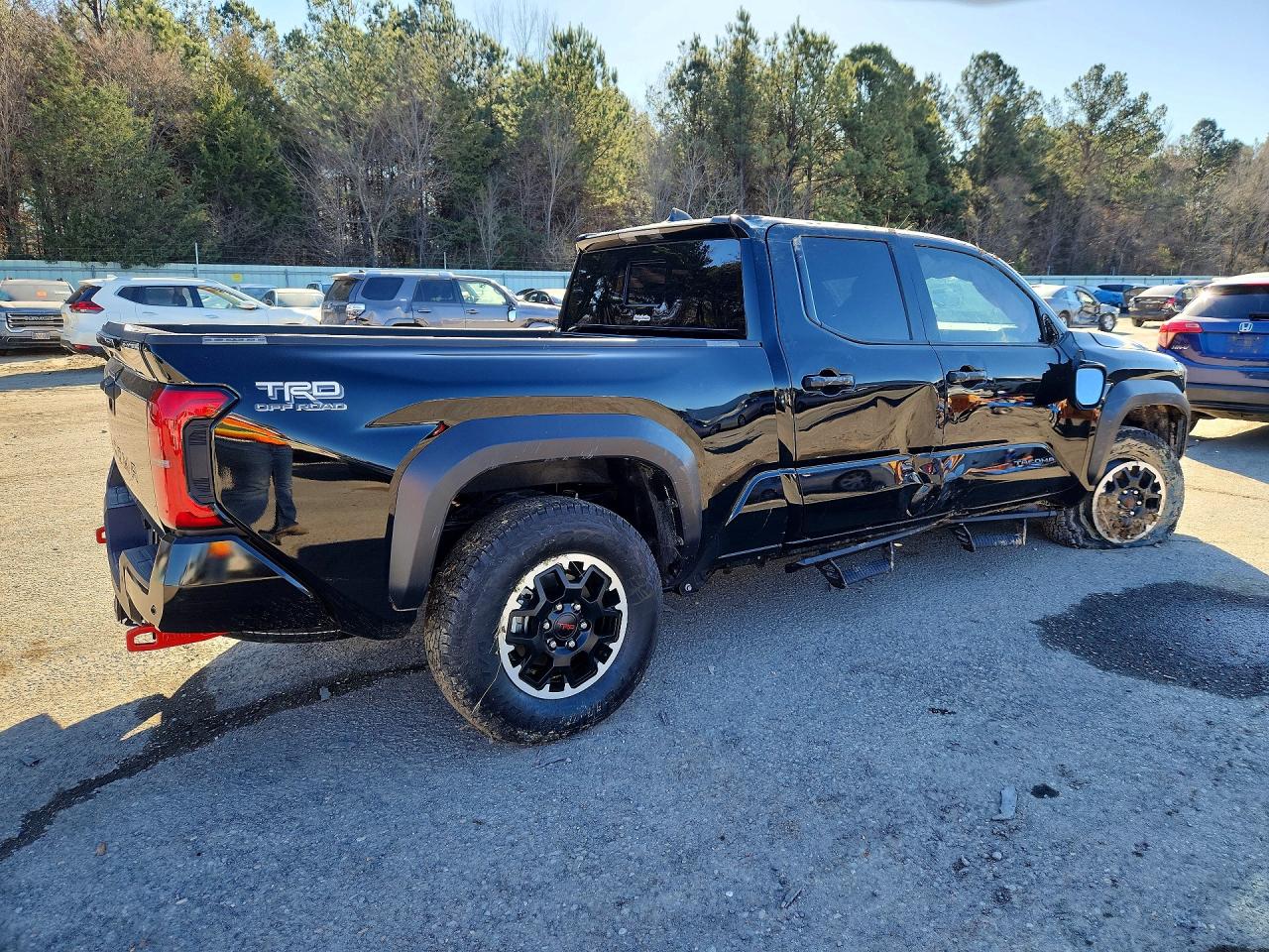 2025 TOYOTA TACOMA TRD OFF-ROAD photo 3