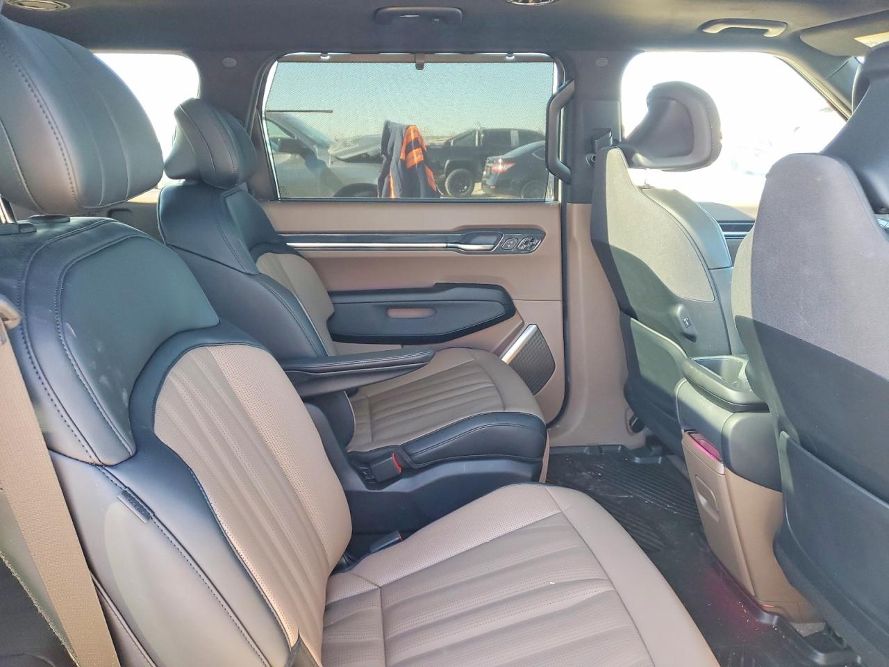 2026 KIA EV9 photo 21