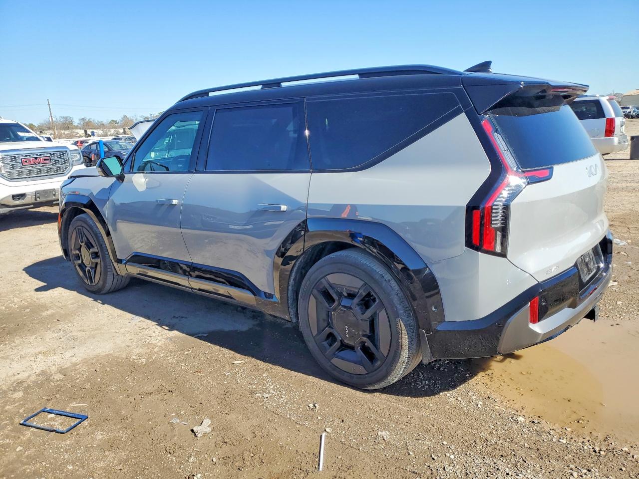 2026 KIA EV9 photo 3